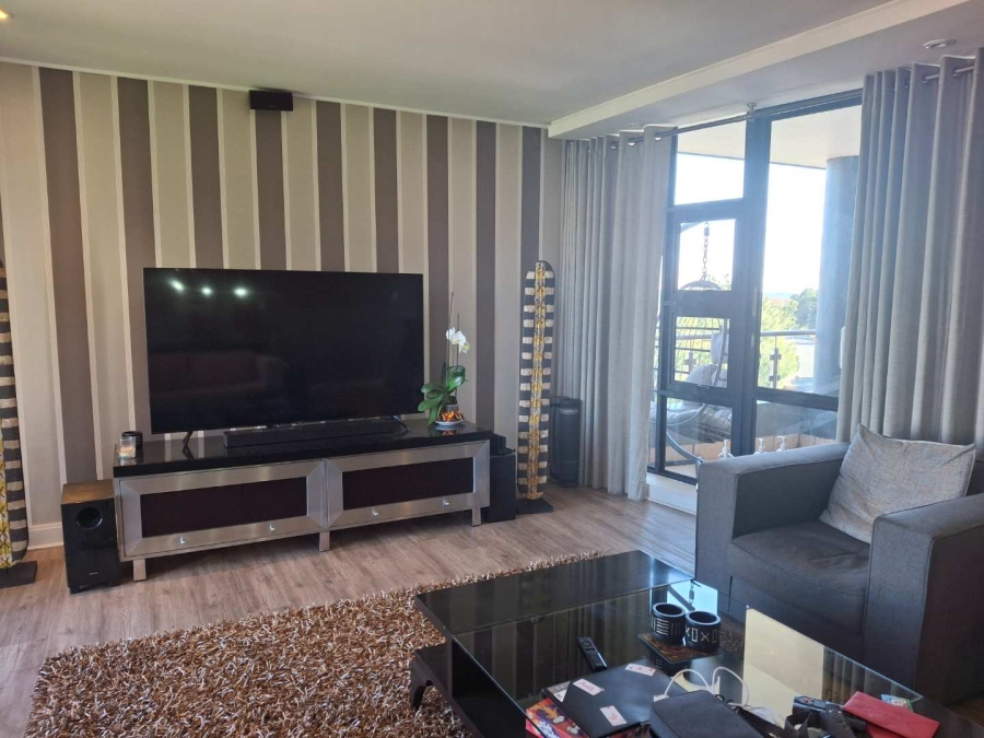 To Let 3 Bedroom Property for Rent in Benmore Gardens Gauteng