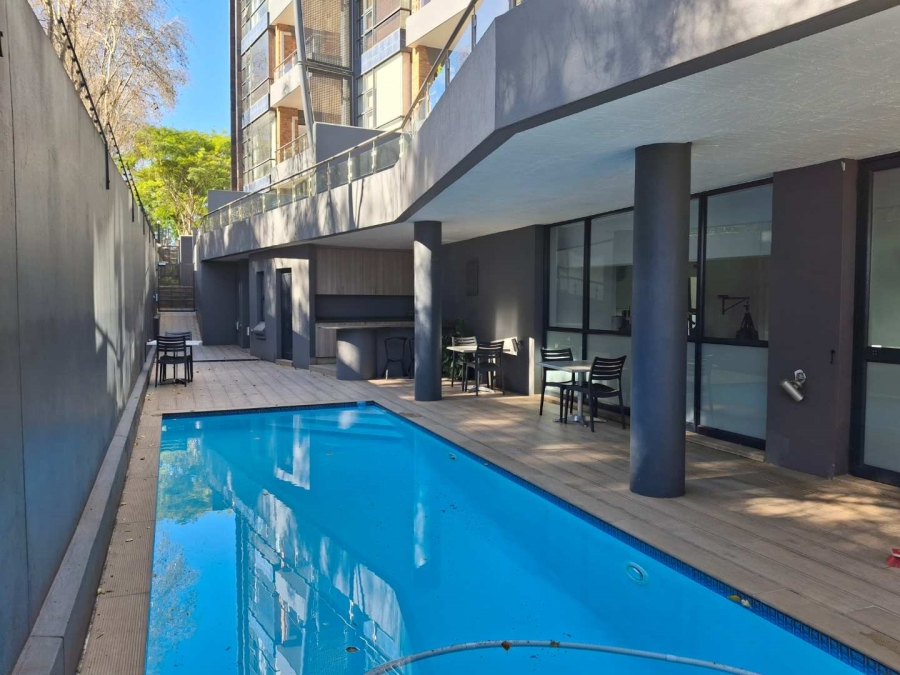 To Let 3 Bedroom Property for Rent in Benmore Gardens Gauteng
