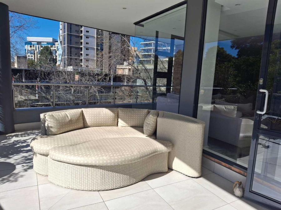 To Let 3 Bedroom Property for Rent in Benmore Gardens Gauteng
