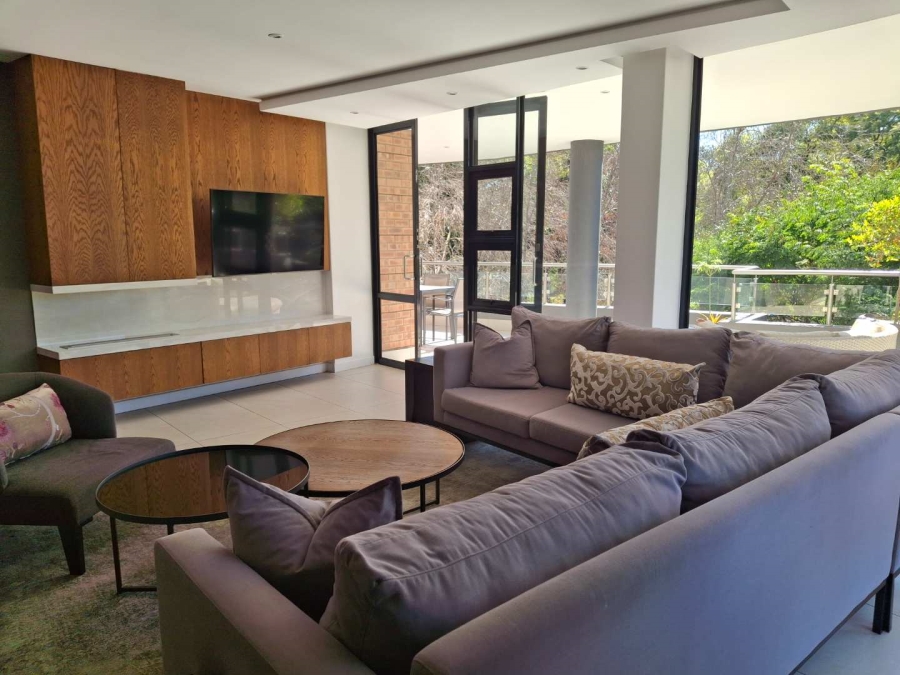 To Let 3 Bedroom Property for Rent in Benmore Gardens Gauteng
