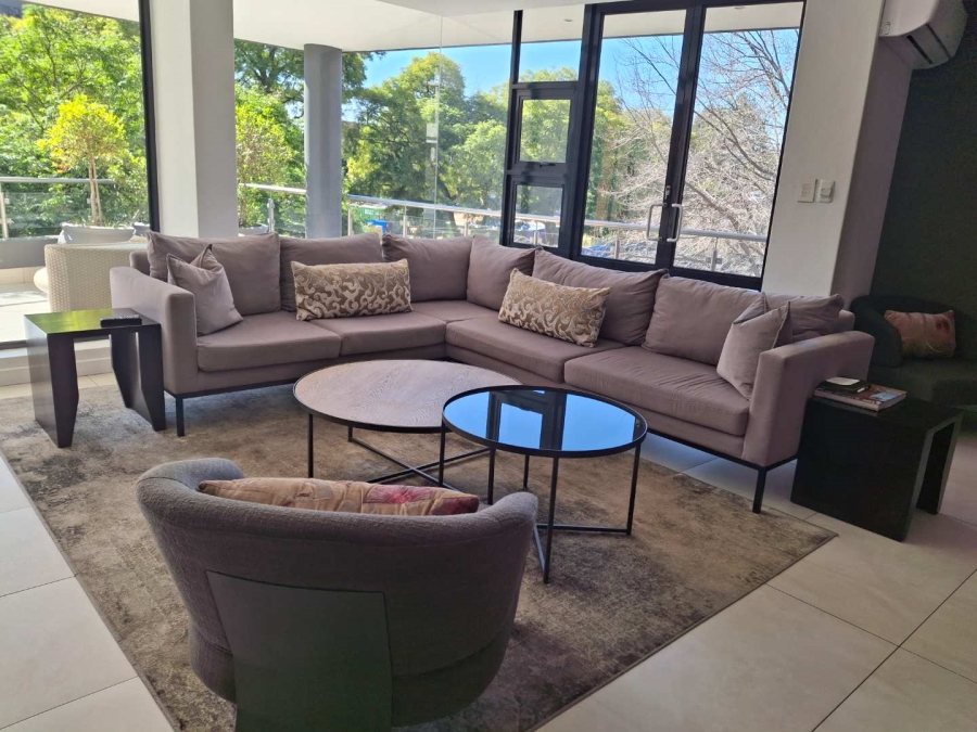 To Let 3 Bedroom Property for Rent in Benmore Gardens Gauteng