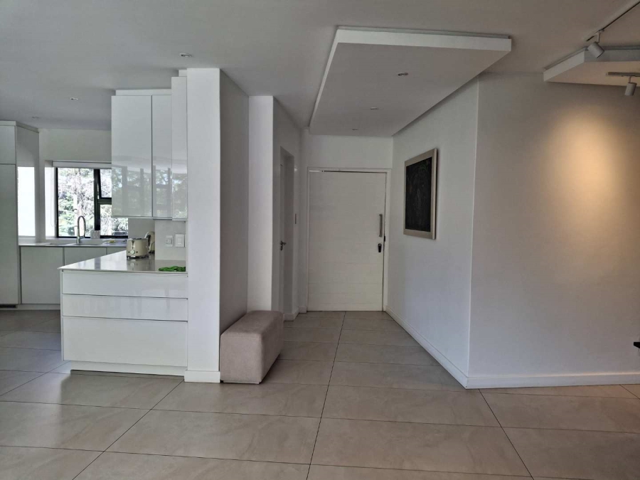 To Let 3 Bedroom Property for Rent in Benmore Gardens Gauteng