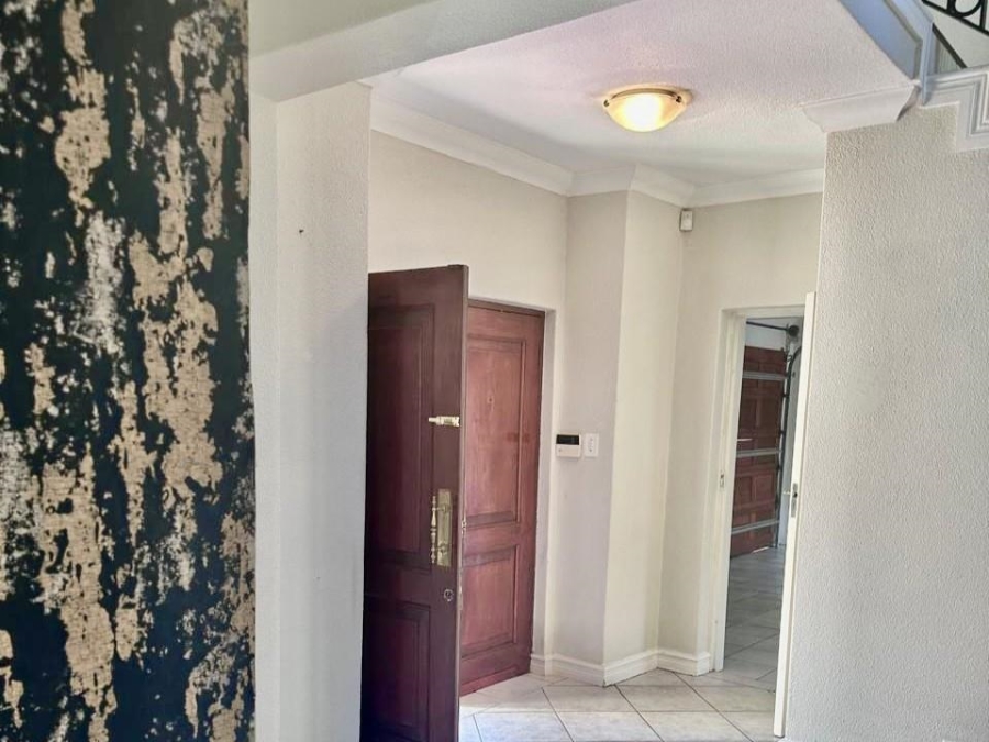 To Let 3 Bedroom Property for Rent in Sunninghill Gauteng