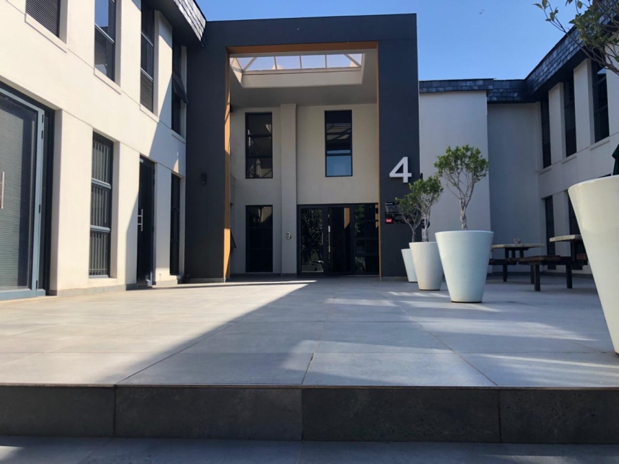 To Let commercial Property for Rent in Hyde Park Gauteng