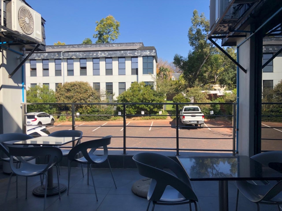 To Let commercial Property for Rent in Hyde Park Gauteng