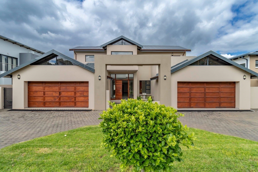 To Let 5 Bedroom Property for Rent in Waterfall Country Estate Gauteng