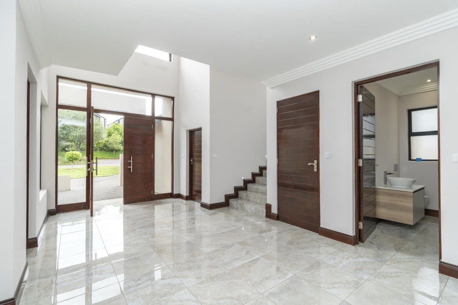 To Let 5 Bedroom Property for Rent in Waterfall Country Estate Gauteng