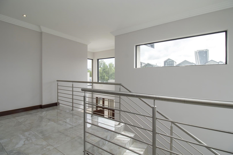 To Let 5 Bedroom Property for Rent in Waterfall Country Estate Gauteng