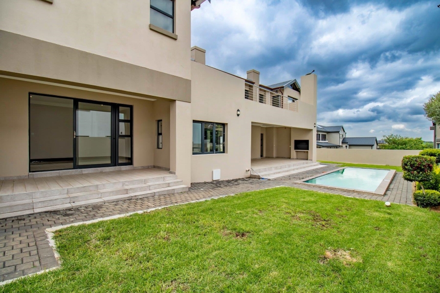 To Let 5 Bedroom Property for Rent in Waterfall Country Estate Gauteng
