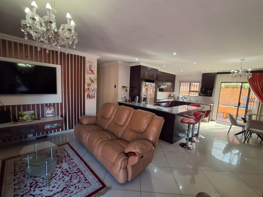3 Bedroom Property for Sale in New Redruth Gauteng