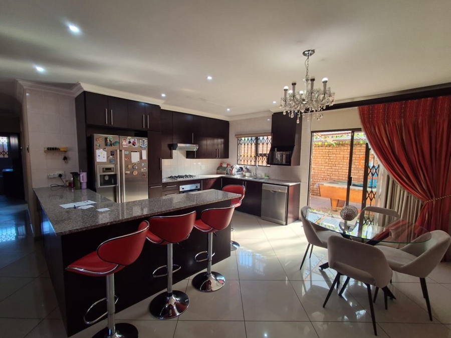 3 Bedroom Property for Sale in New Redruth Gauteng