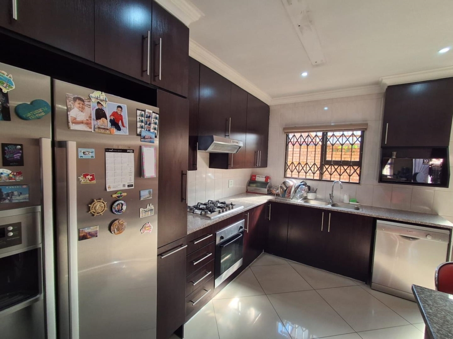 3 Bedroom Property for Sale in New Redruth Gauteng