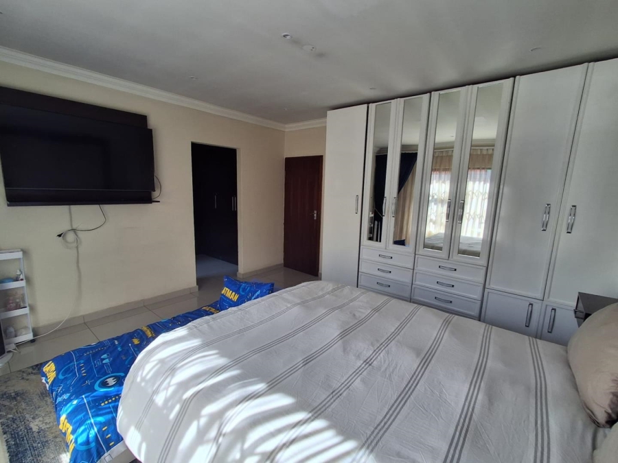 3 Bedroom Property for Sale in New Redruth Gauteng