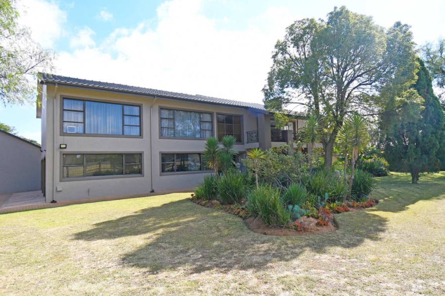 6 Bedroom Property for Sale in Libradene Gauteng