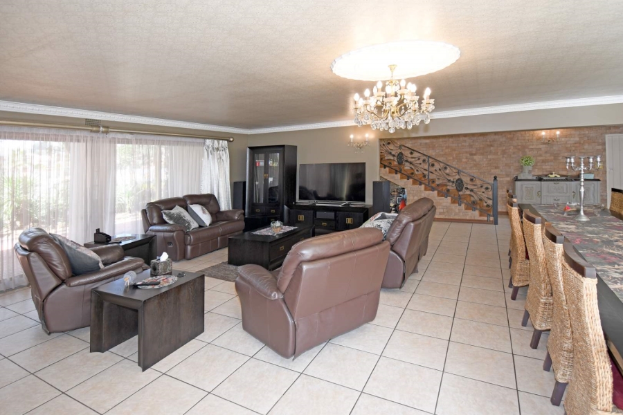 6 Bedroom Property for Sale in Libradene Gauteng