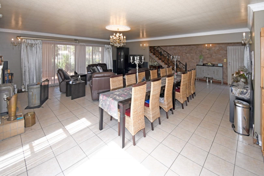 6 Bedroom Property for Sale in Libradene Gauteng