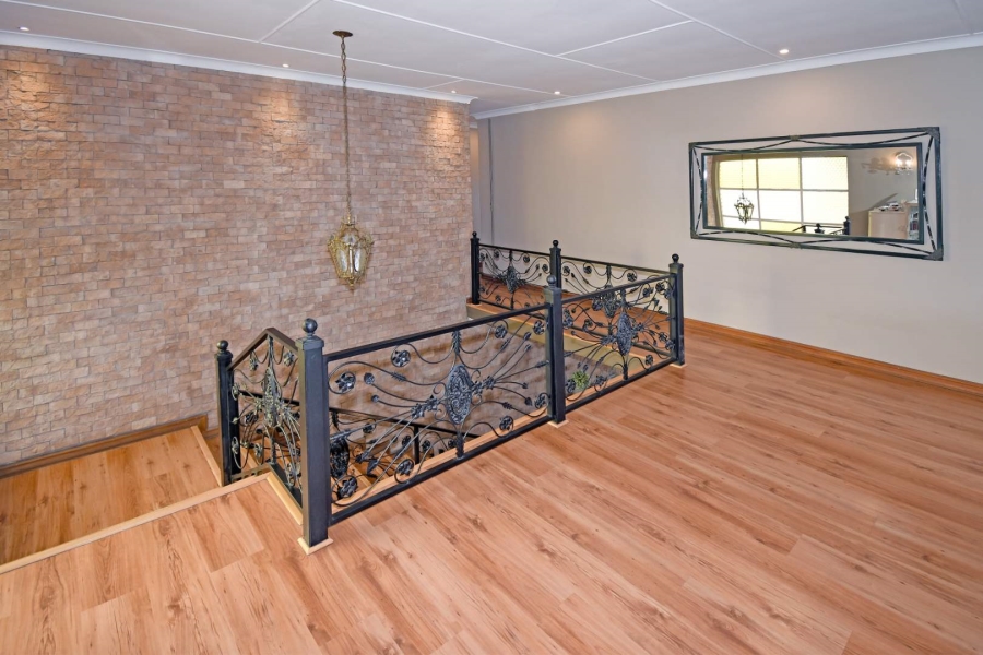 6 Bedroom Property for Sale in Libradene Gauteng