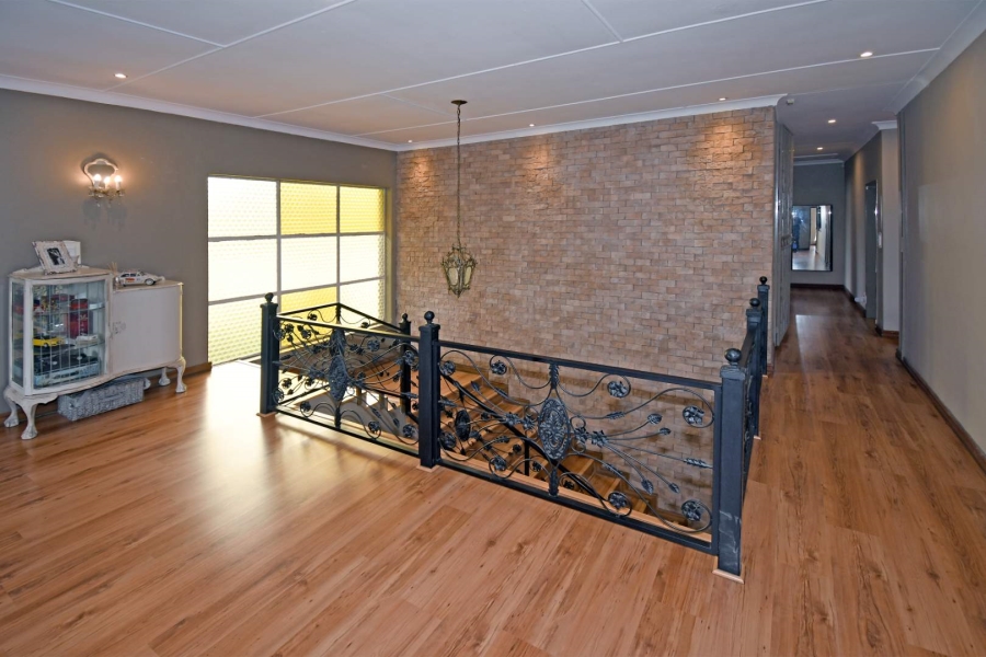 6 Bedroom Property for Sale in Libradene Gauteng