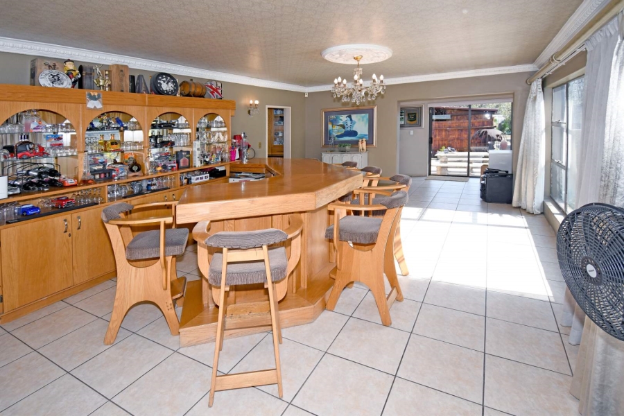 6 Bedroom Property for Sale in Libradene Gauteng