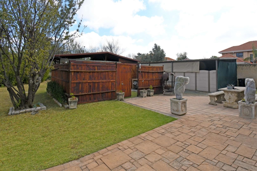 6 Bedroom Property for Sale in Libradene Gauteng