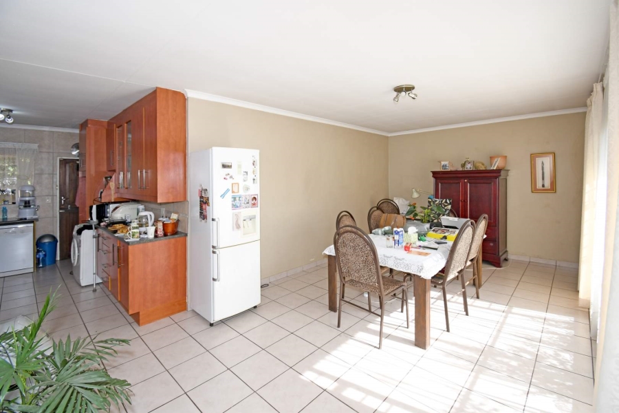 6 Bedroom Property for Sale in Libradene Gauteng