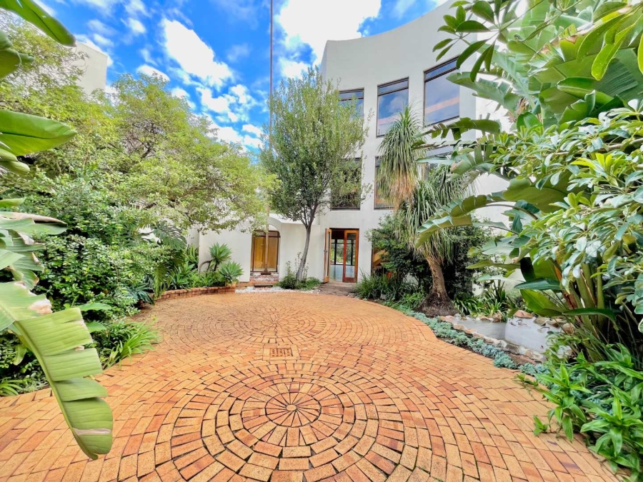 4 Bedroom Property for Sale in Equestria Gauteng