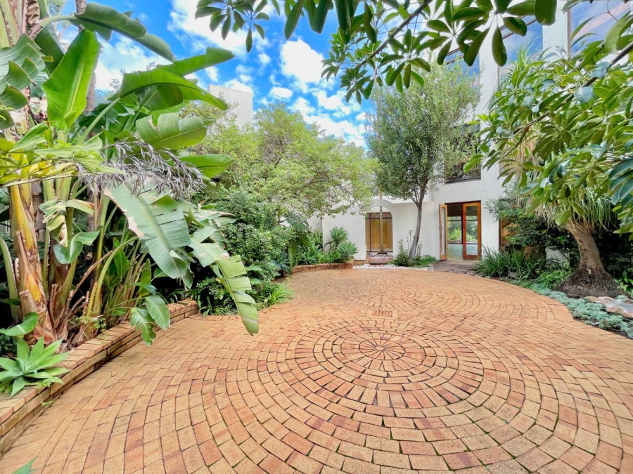 4 Bedroom Property for Sale in Equestria Gauteng