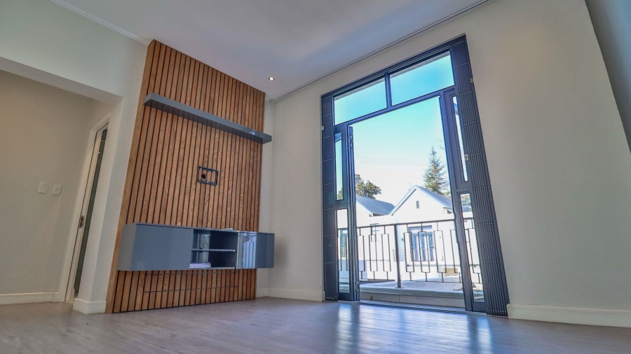 To Let 2 Bedroom Property for Rent in Bryanston Gauteng