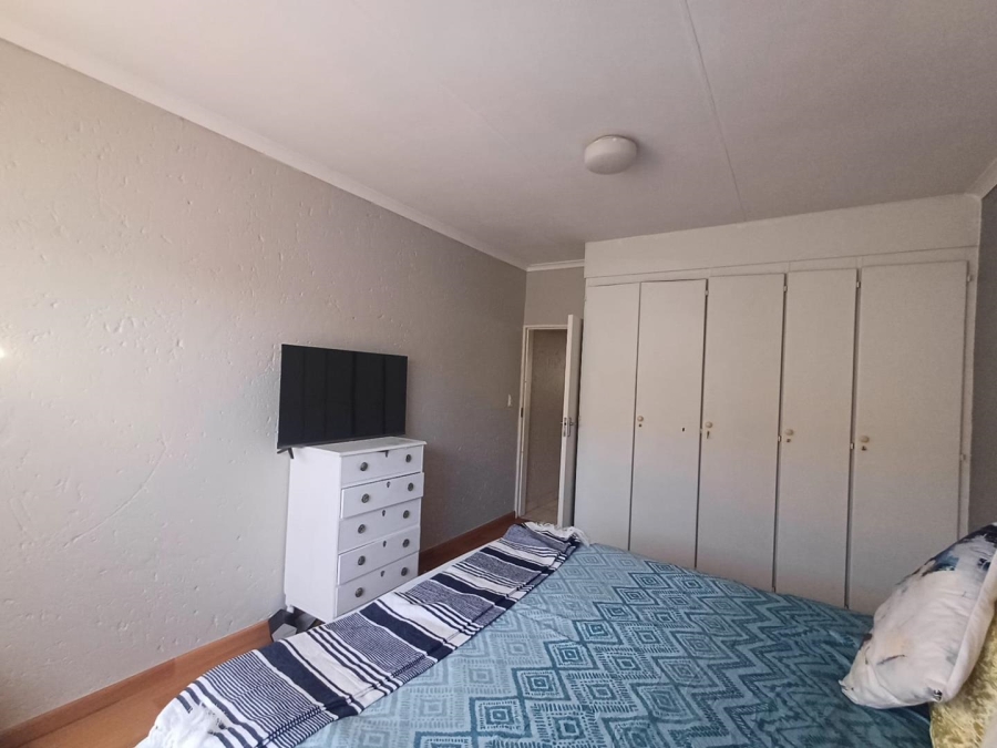 To Let 2 Bedroom Property for Rent in Ferndale Gauteng