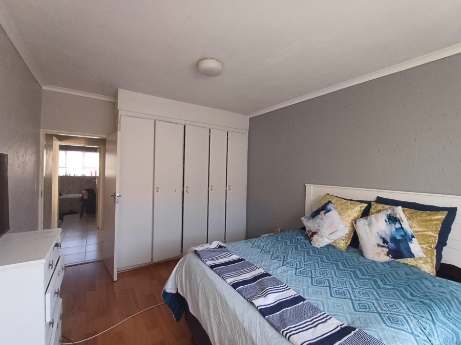 To Let 2 Bedroom Property for Rent in Ferndale Gauteng