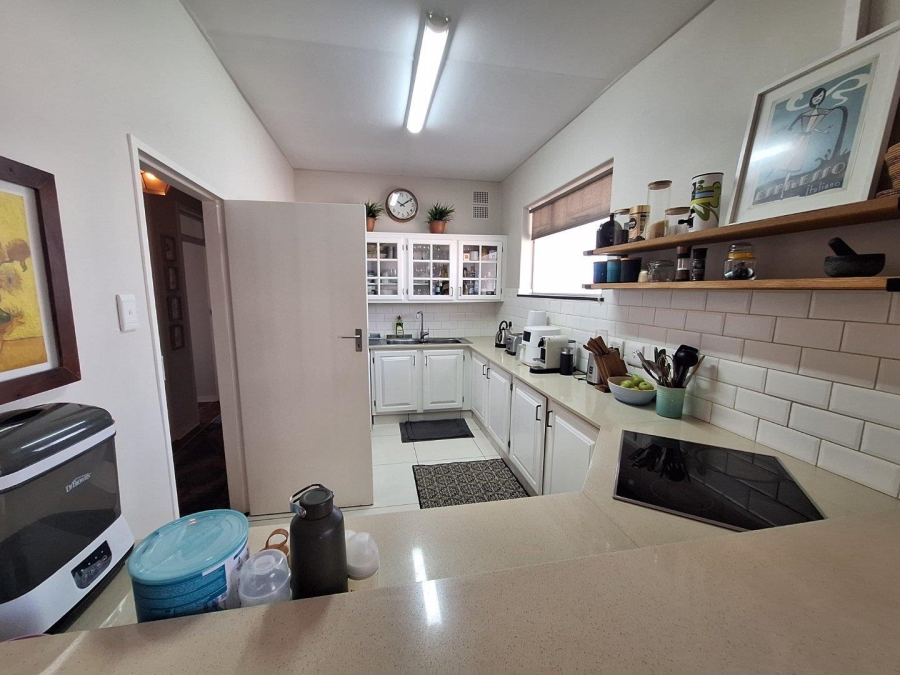To Let 2 Bedroom Property for Rent in Craighall Park Gauteng
