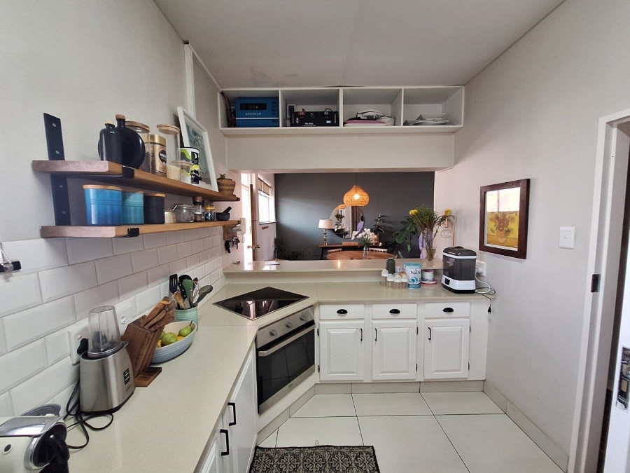To Let 2 Bedroom Property for Rent in Craighall Park Gauteng