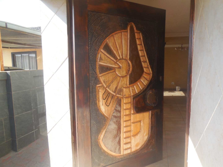 3 Bedroom Property for Sale in Nellmapius Gauteng
