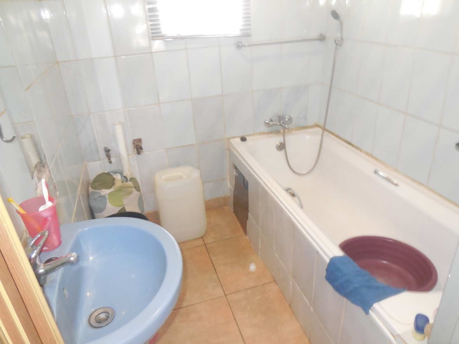 3 Bedroom Property for Sale in Nellmapius Gauteng