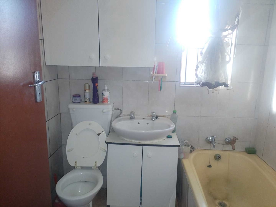 3 Bedroom Property for Sale in Lindo Park Gauteng