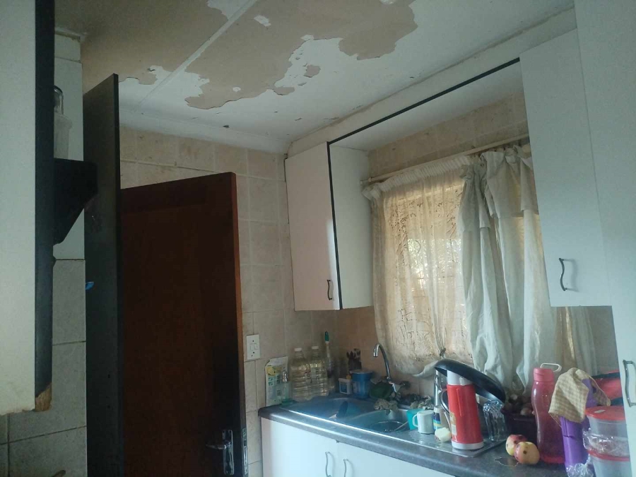 3 Bedroom Property for Sale in Lindo Park Gauteng