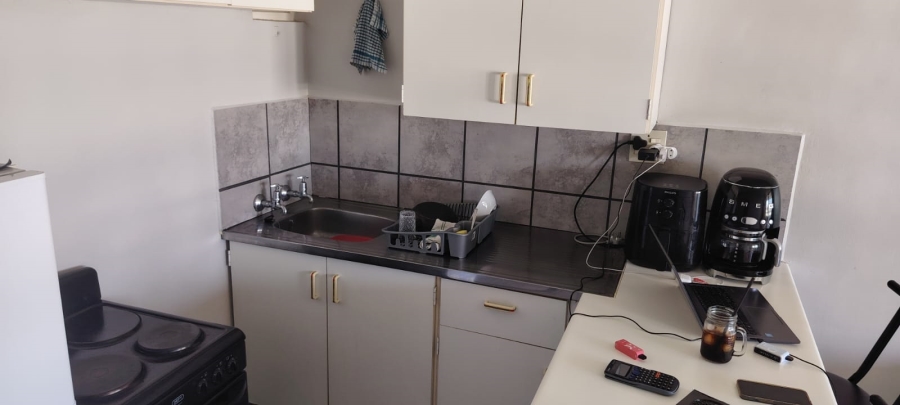 1 Bedroom Property for Sale in Hatfield Gauteng