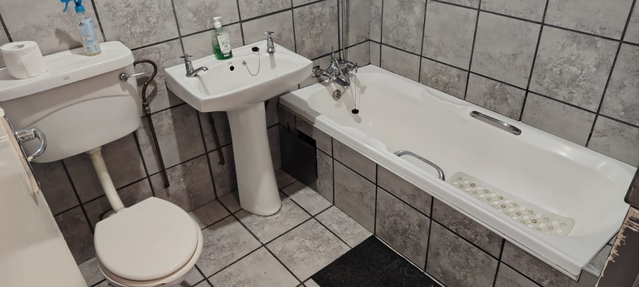 1 Bedroom Property for Sale in Hatfield Gauteng