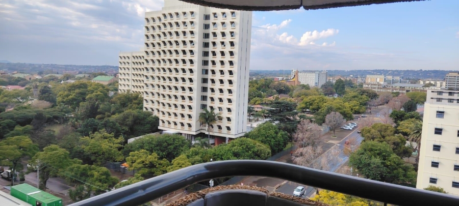 1 Bedroom Property for Sale in Hatfield Gauteng