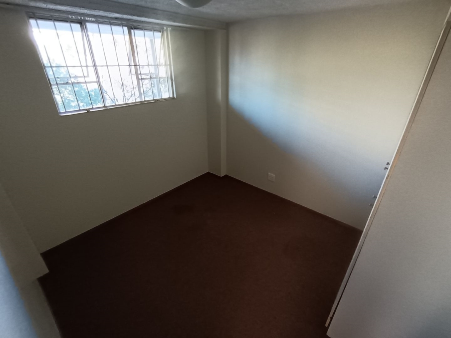 2 Bedroom Property for Sale in Queenswood Gauteng