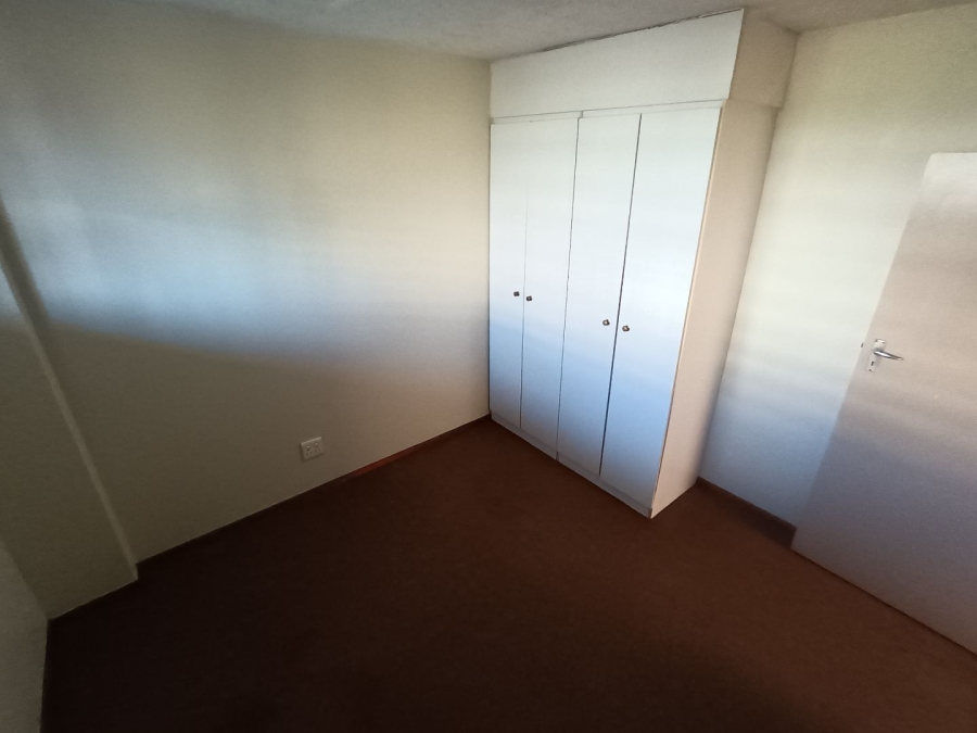 2 Bedroom Property for Sale in Queenswood Gauteng