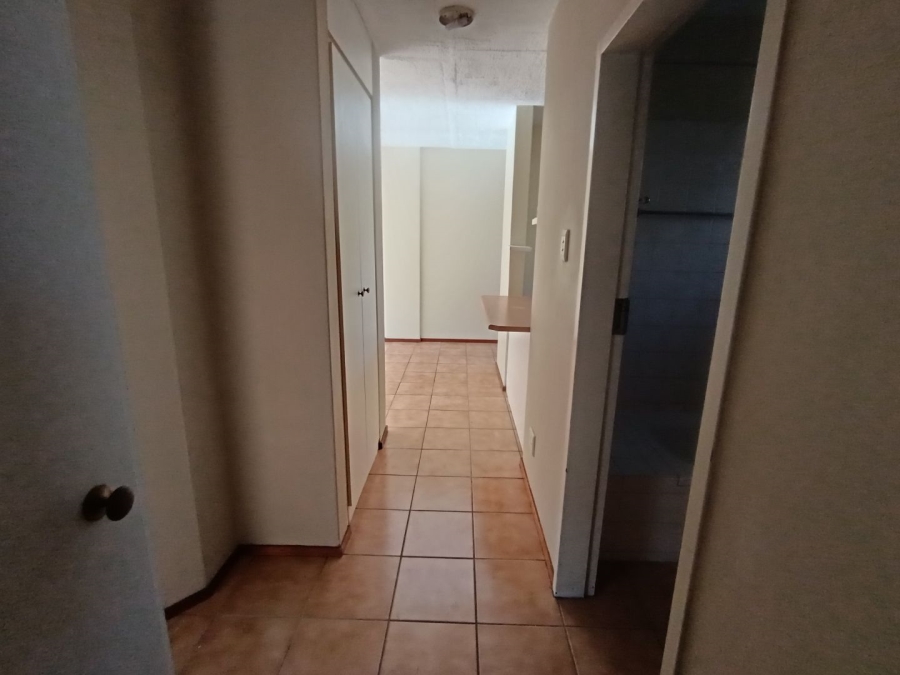 2 Bedroom Property for Sale in Queenswood Gauteng