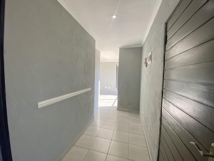 To Let 2 Bedroom Property for Rent in Goudrand Gauteng