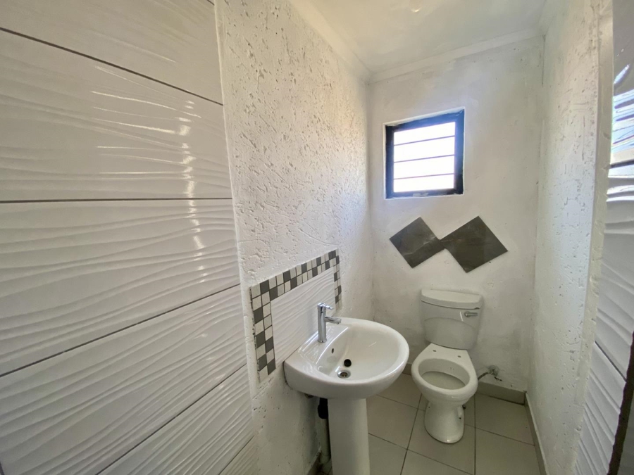 To Let 2 Bedroom Property for Rent in Goudrand Gauteng