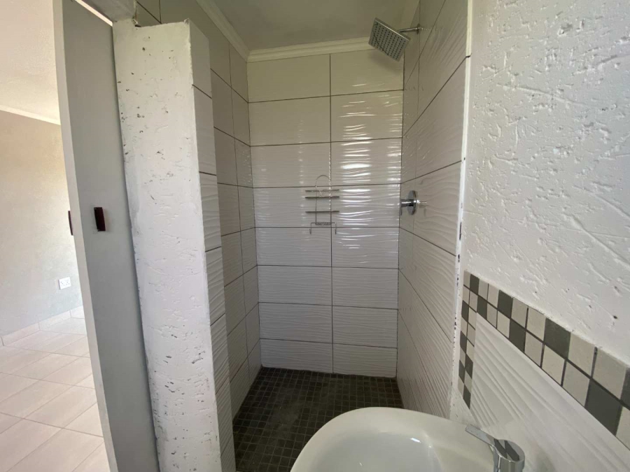 To Let 2 Bedroom Property for Rent in Goudrand Gauteng