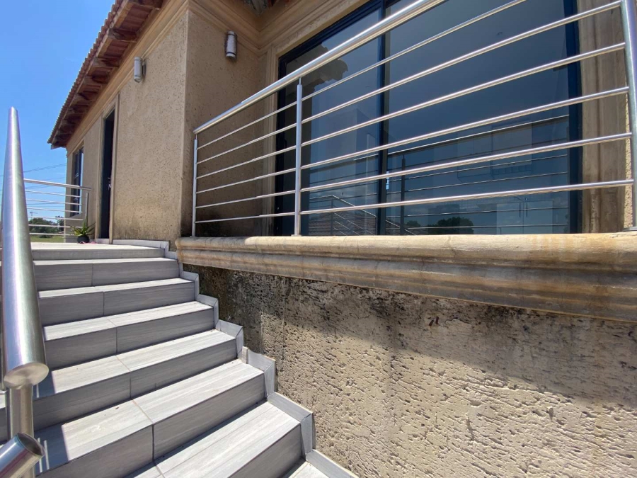 To Let 2 Bedroom Property for Rent in Goudrand Gauteng