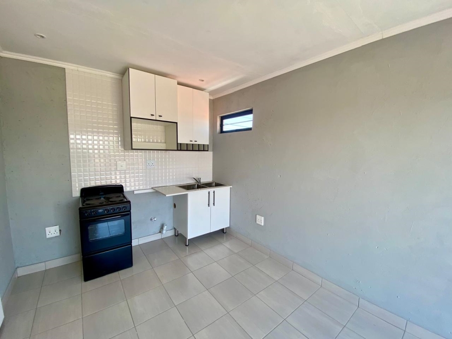 To Let 2 Bedroom Property for Rent in Goudrand Gauteng