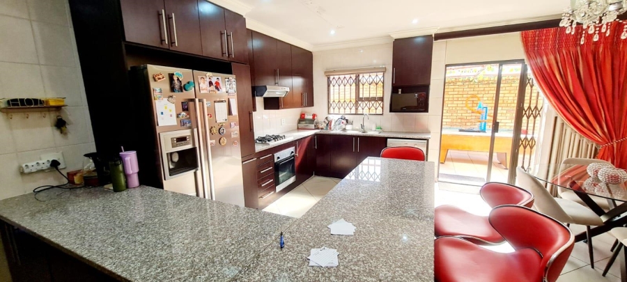 3 Bedroom Property for Sale in New Redruth Gauteng
