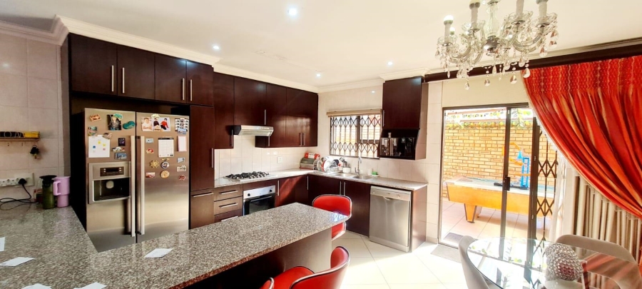 3 Bedroom Property for Sale in New Redruth Gauteng