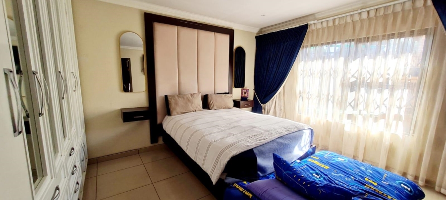3 Bedroom Property for Sale in New Redruth Gauteng